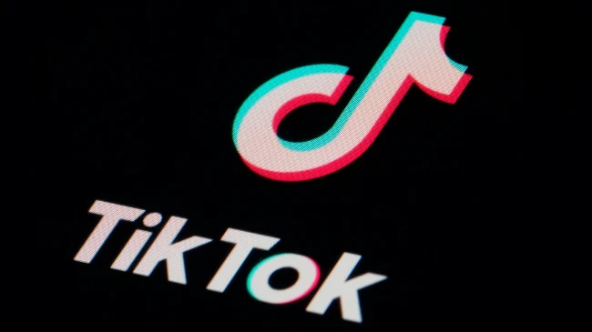 无需抓包无需魔改免拔卡观看Tiktok在iPhone使用官方版Tiktok APP即可免拔卡访问抖音国际版｜社媒账号运营与增长指南
